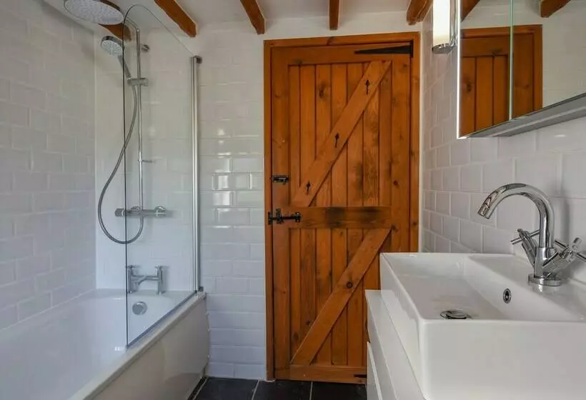 Hook Cottage