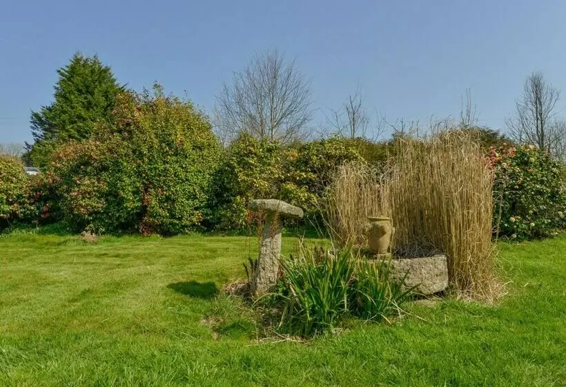 Hook Cottage