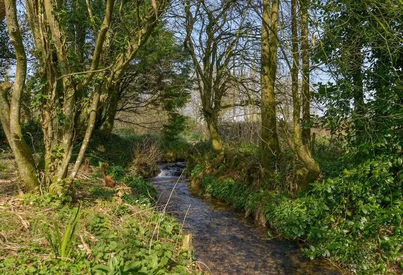 Hook Cottage