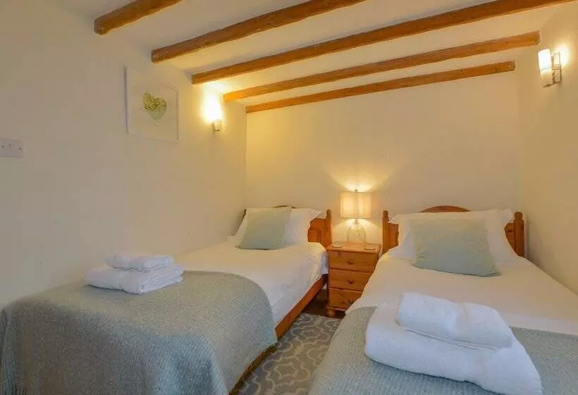 Hook Cottage