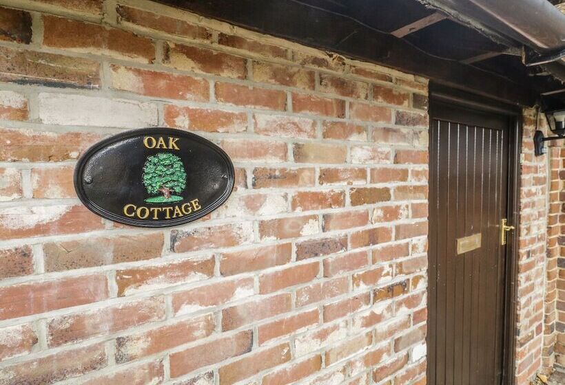 Oak Cottage