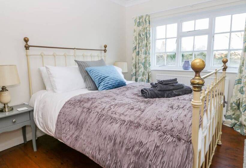 Pelham House Cottage