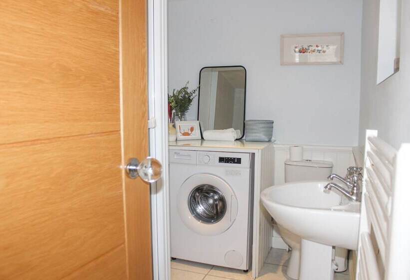 Sandcastles 15a Fore Street