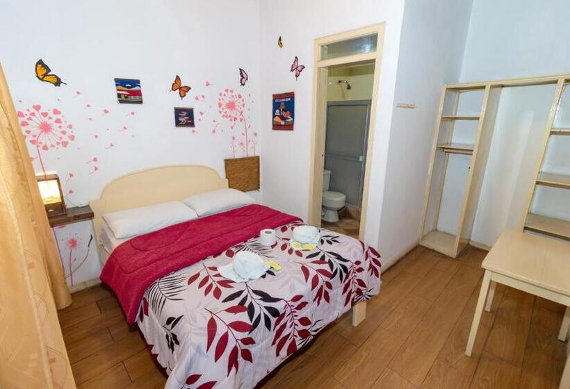 هاستل Santa Cruz Backpackers Hostal