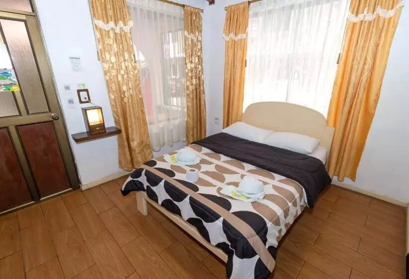 ユースホステル Santa Cruz Backpackers Hostal