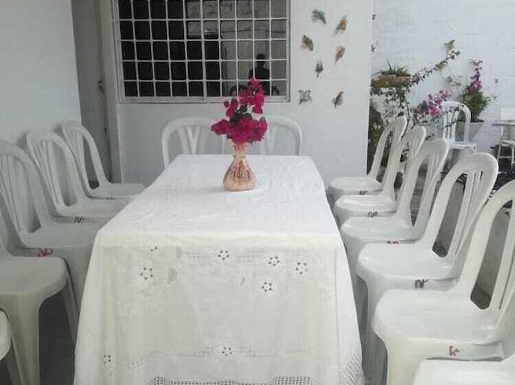 تختخواب و صبحانه Casa Zaida Hostal Vintage