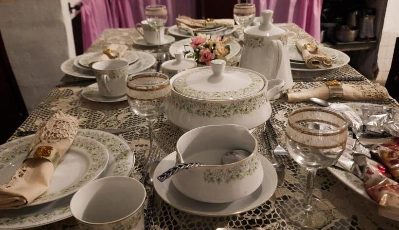 تختخواب و صبحانه Casa Zaida Hostal Vintage