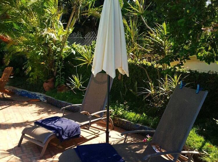 تختخواب و صبحانه Sorrel Bay Retreat Aka Natanias