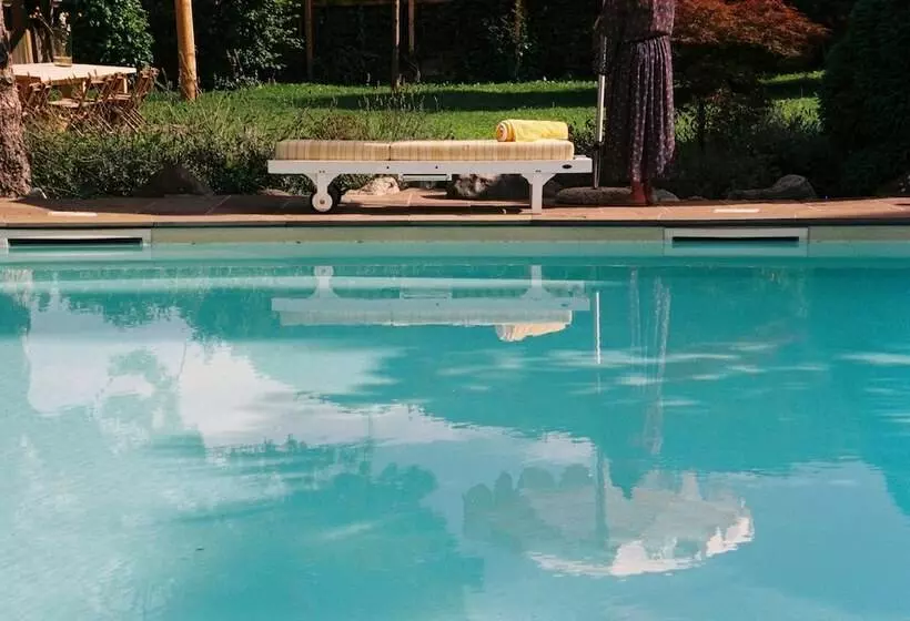 ベッドアンドブレックファースト Villa Arnica   Adults Only