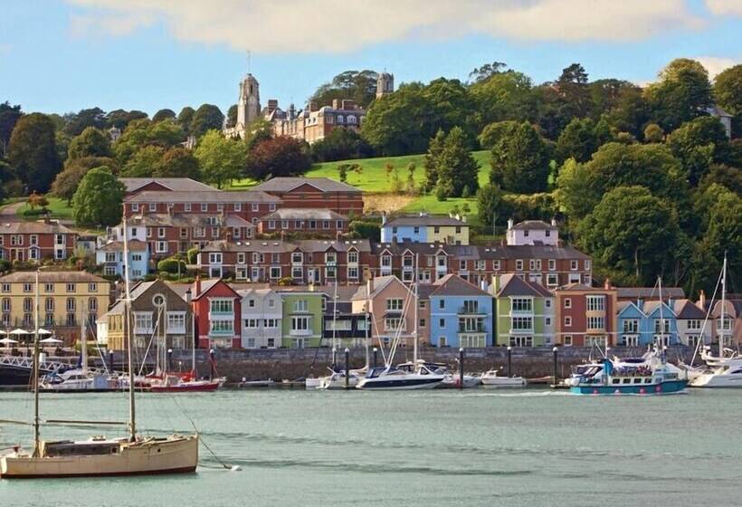 Diddly Squat, 43 Dart Marina