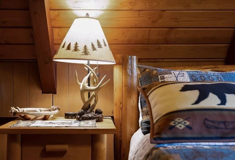 Elk Country Cabin