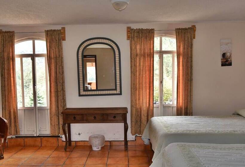 فندق And Restaurant Los Arcos