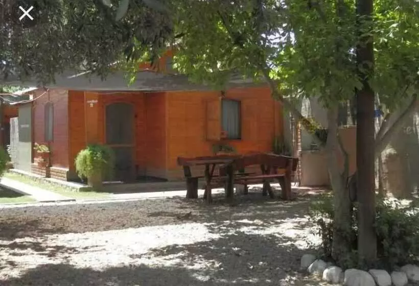 Hotelli Cabañas Y Hostal Las Marias