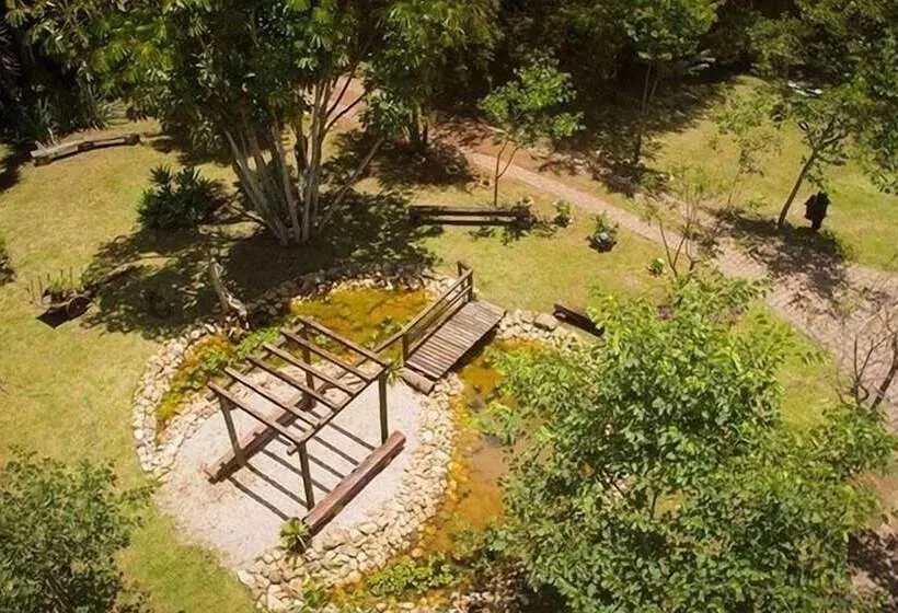 ホテル Canto Da Lua Chalés E Apiário