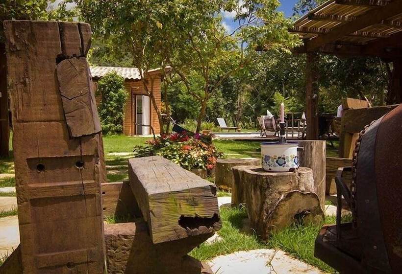 ホテル Canto Da Lua Chalés E Apiário