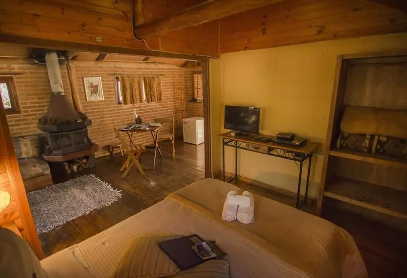 ホテル Canto Da Lua Chalés E Apiário