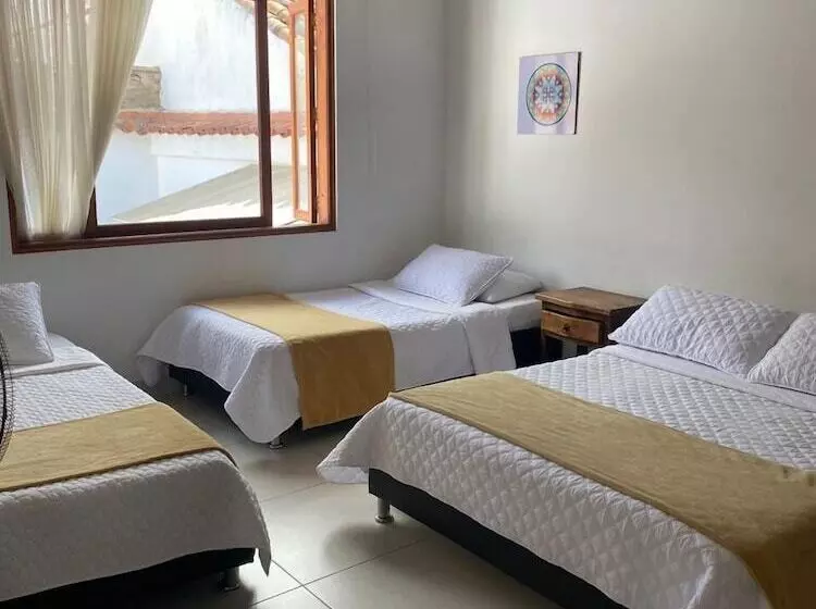 ホテル Hospedaje Villa Monica