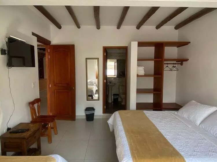 ホテル Hospedaje Villa Monica