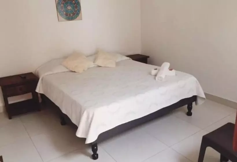 ホテル Hospedaje Villa Monica