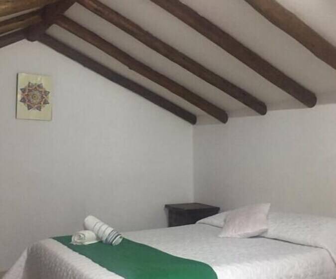 Hotel Hospedaje Villa Monica