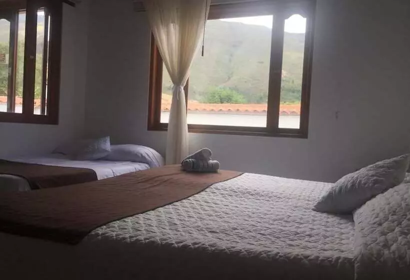 ホテル Hospedaje Villa Monica