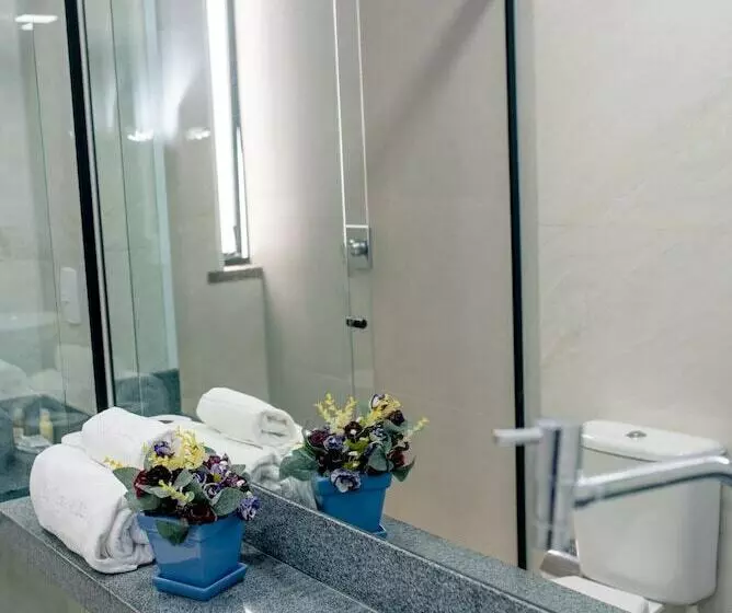 Hotelli Jockey Class