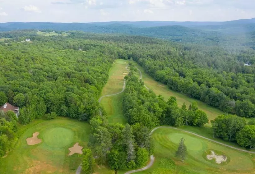 Hotelli The Lodge At Mount Snow