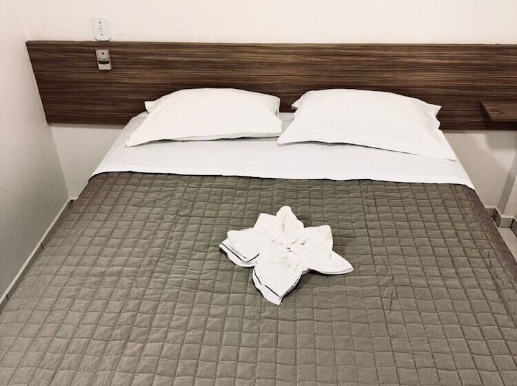 فندق Portal Parque