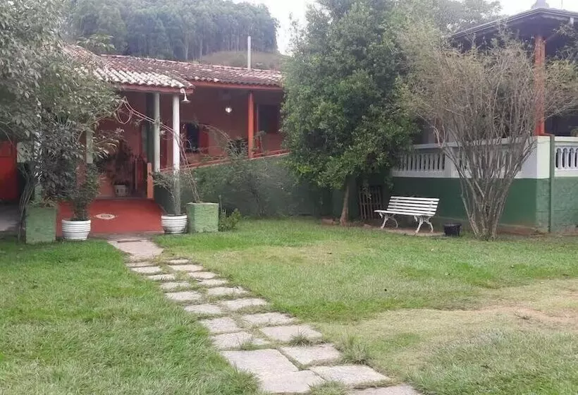 Hotelli Pousada Caravela