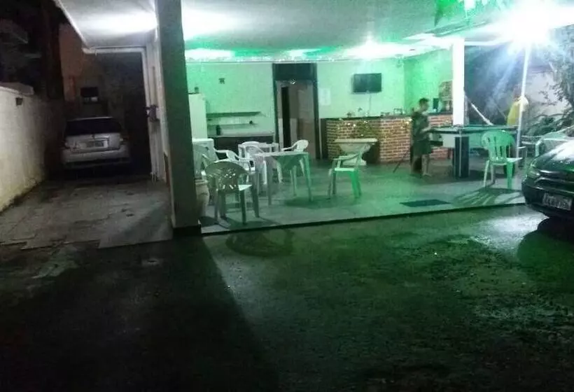 Hotelli Pousada Casa Da Regina