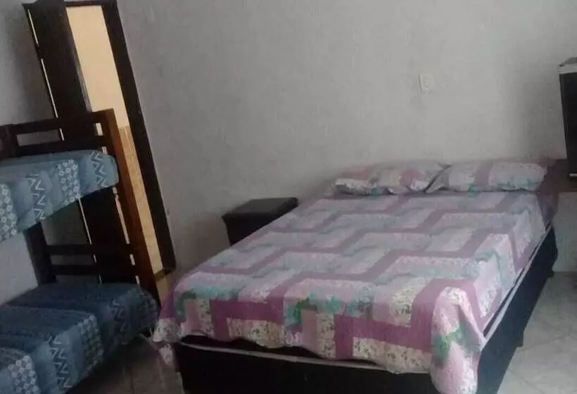 Hotelli Pousada Casa Da Regina