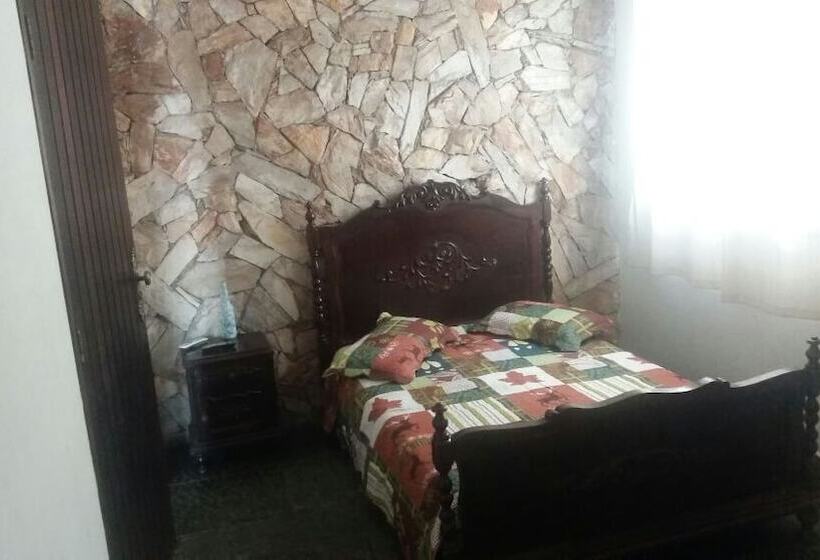 בית מלון כפרי Pousada Casa Da Regina