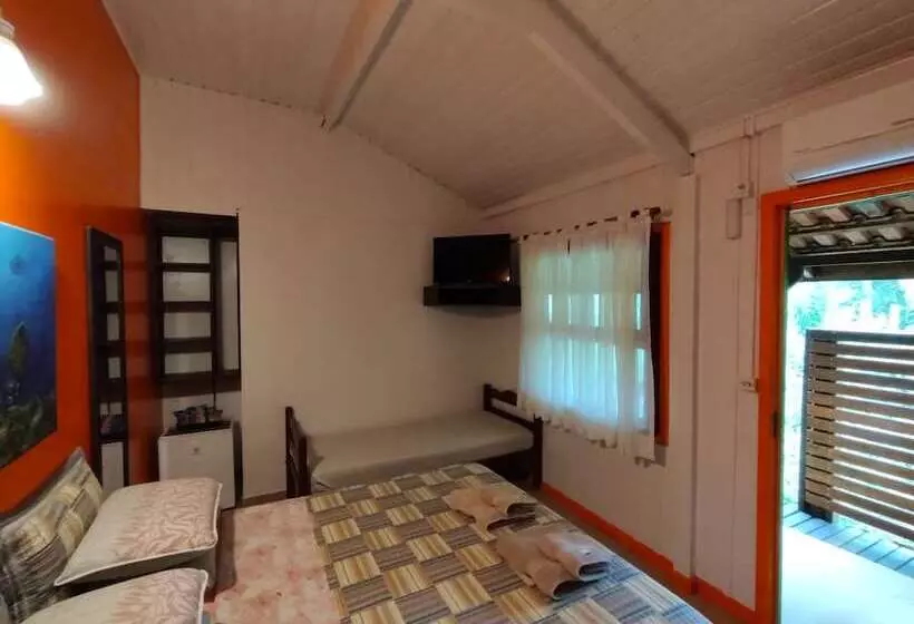 Hotelli Pousada Enseada Das Conchas