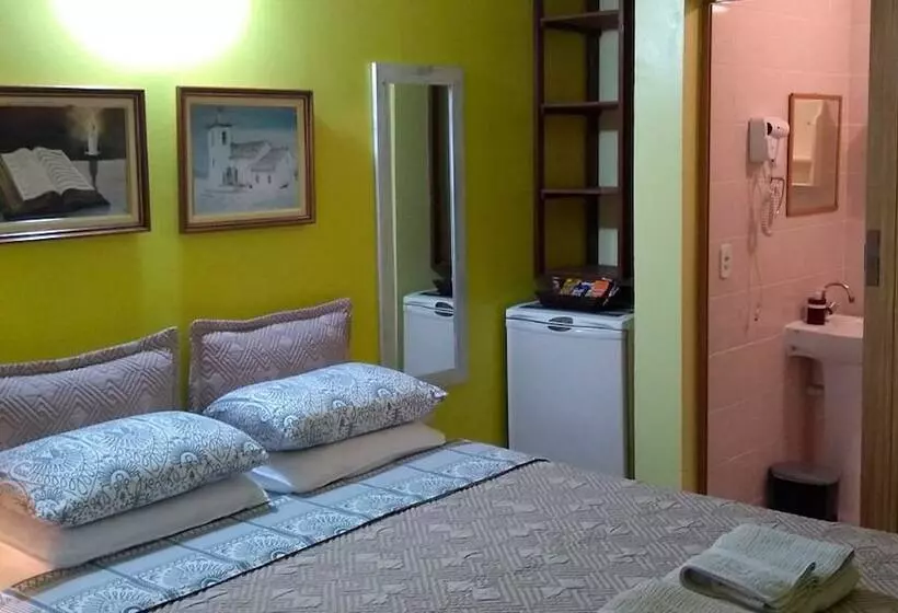 Hotelli Pousada Enseada Das Conchas