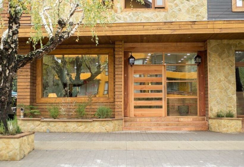 هتل Pucón Indómito