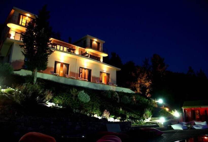 בית מלון כפרי Serenity Boutique Suites