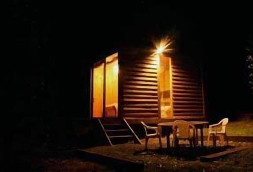 هتل Surf Lodge Punta De Lobos