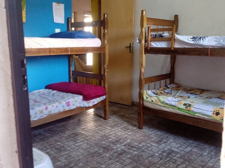 Hôtel Taubatexas Hostel E Pousada