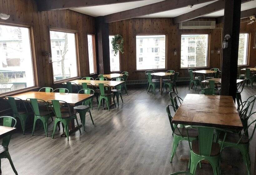 Hotel The Lodge At Mount Snow