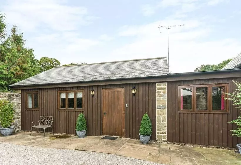 Latimer Lodge