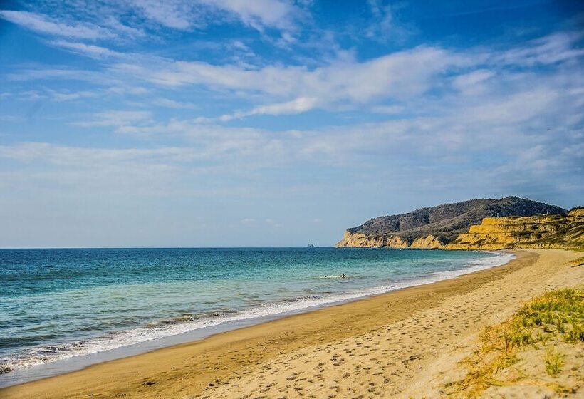 Montecristi Golf Resort & Villas