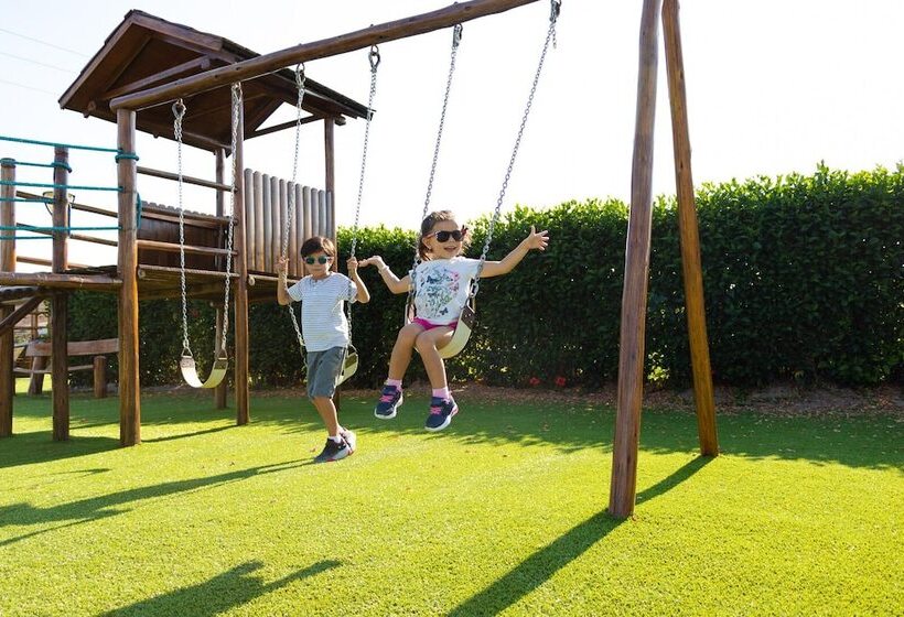 Montecristi Golf Resort & Villas