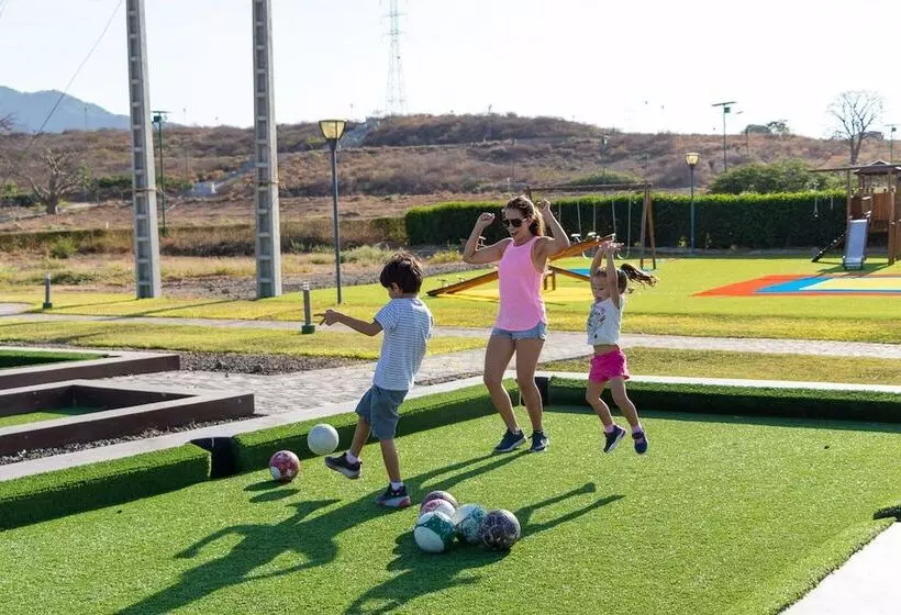 Montecristi Golf Resort & Villas