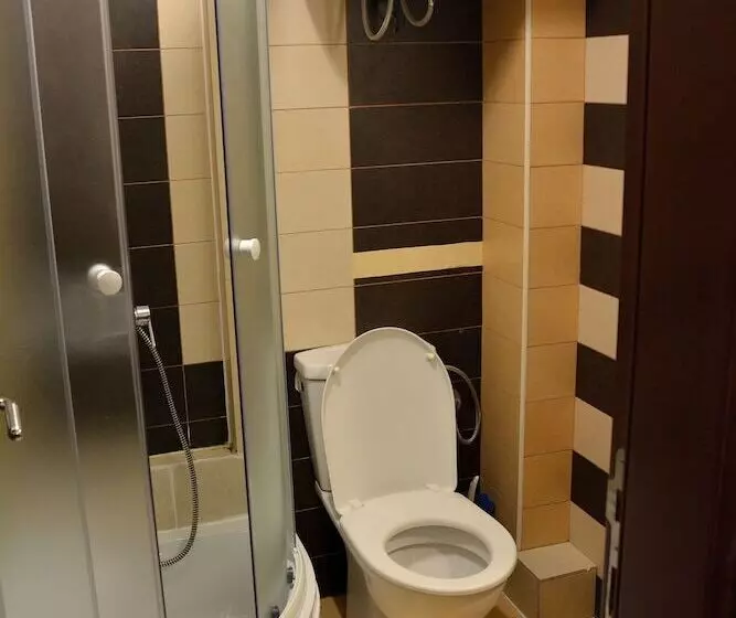 تختخواب و صبحانه Montenegro Backpackers Home Kotor