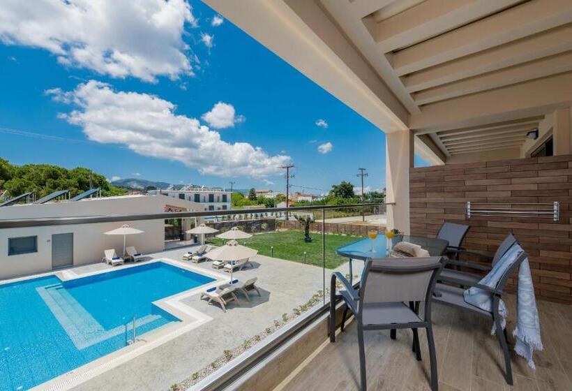 Mystique Luxury Suites & Maisonettes