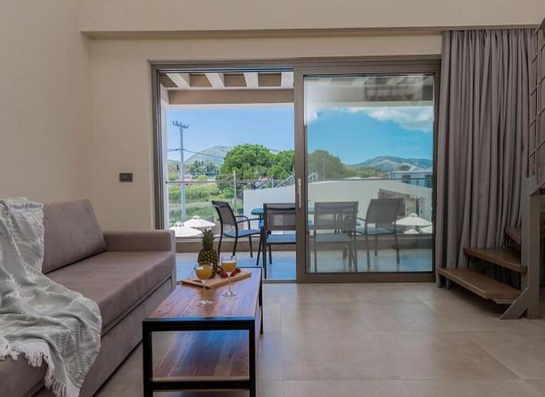 Mystique Luxury Suites & Maisonettes