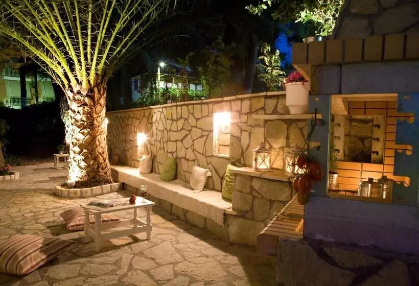 پانسیون Isalos