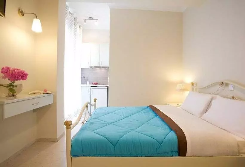 پانسیون Isalos