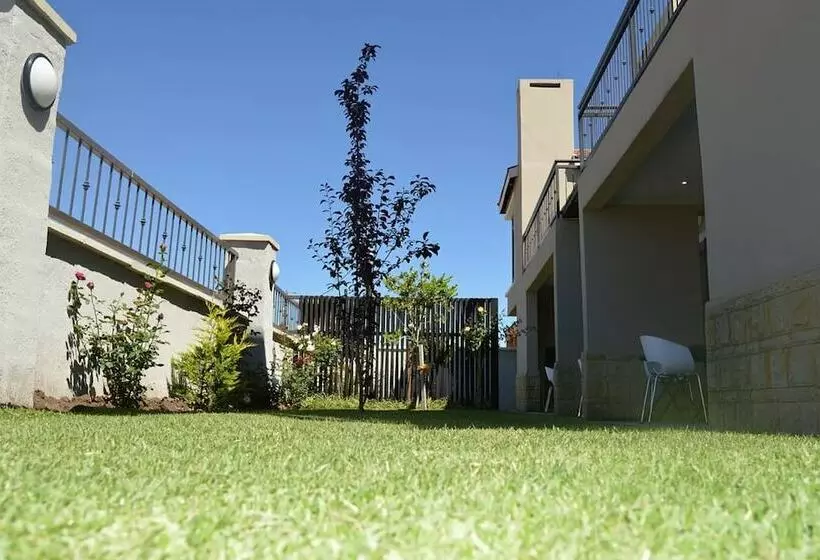 ペンション Mohahlaula Boutique Guesthouse