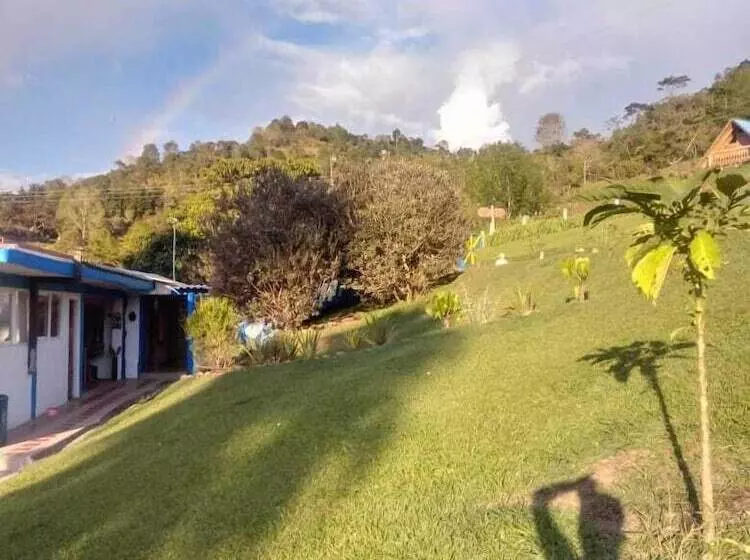 ペンション Posada Aguanile Finca La Diana